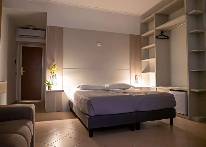 San Marco فندق نابولي