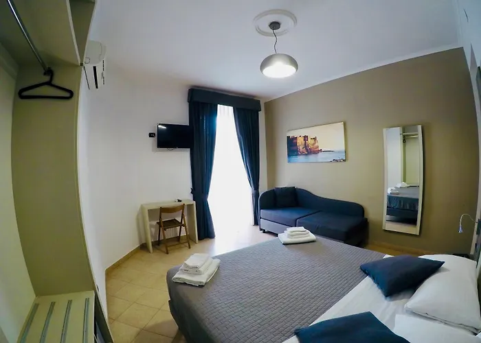 San Marco فندق نابولي