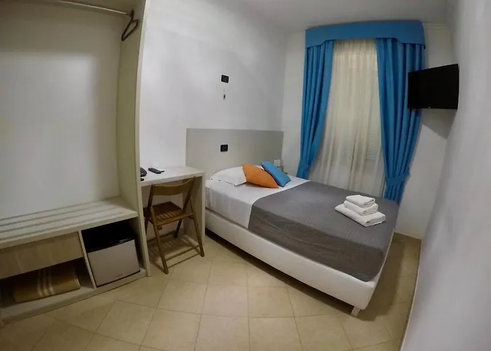 San Marco فندق نابولي